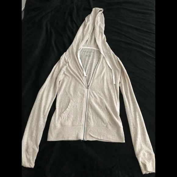 Light Weight Aeropostale Hoodie - Picture 1 of 1